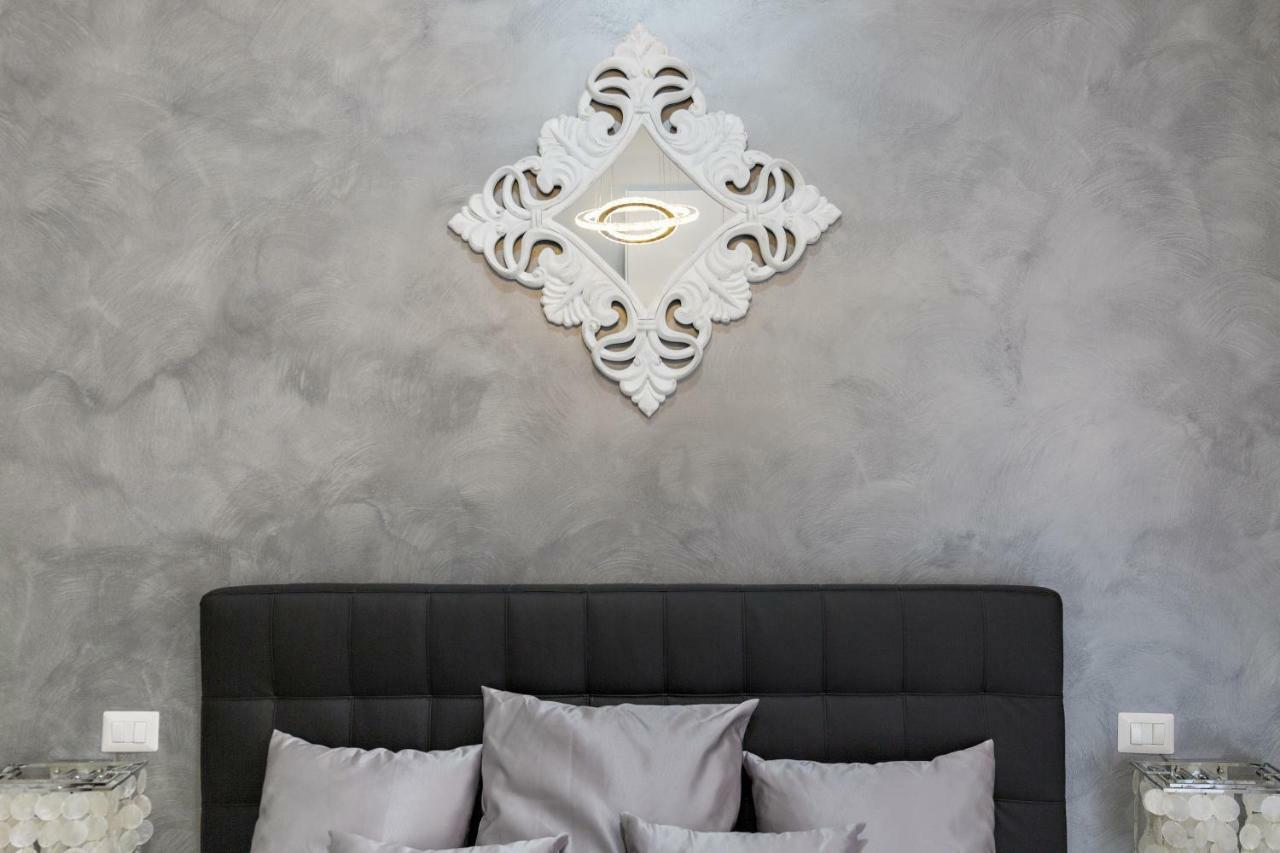 New In! Sophie At Colosseum Rom Eksteriør billede